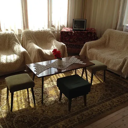 بيت ضيافة Katya سموليان